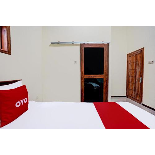 OYO 92367 Garuda Homestay Syariah