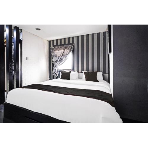 OYO 93365 Apartement Gateway By Sarana Cipta Mahakarya Ii