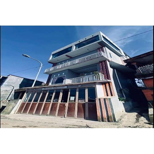 OYO 94702 Putra Family Homestay Sikunir