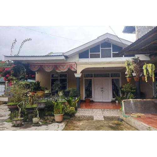 OYO 94841 Alodia Homestay Family