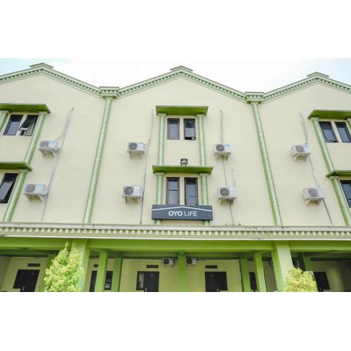 OYO Life 2508 Alba Suites Homestay Syariah