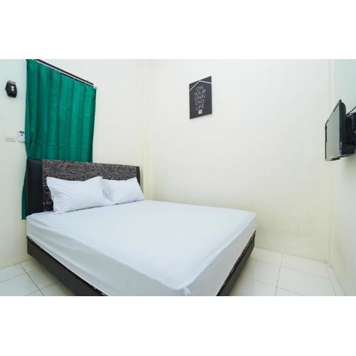 OYO Life 3078 Kost Putri Made