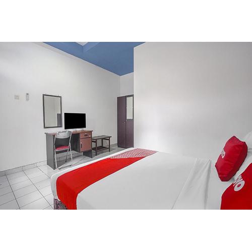 OYO Life 90589 Palem Garden Hotel