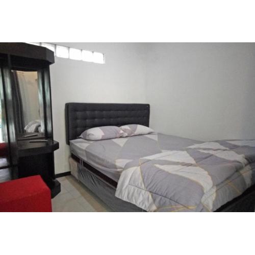 OYO Life 91323 Omah Victoria Homestay & Culinary