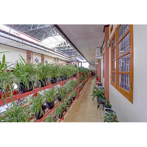 OYO Life 91480 Putridapisa Syariah