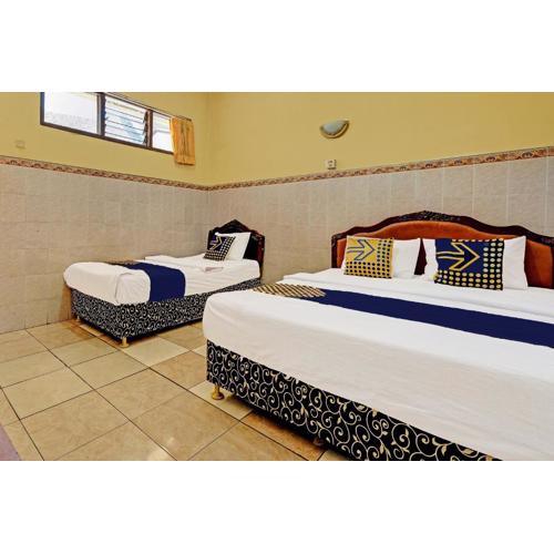 OYO Life 91677 Hotel Citra Dewi 3