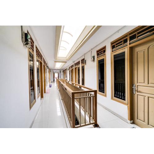 OYO Life 91994 Sawerigading Jatinangor Syariah