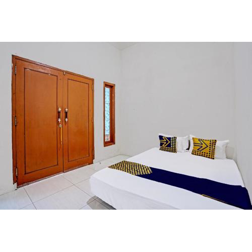 OYO LIFE 92077 Tarlo Guest House 3