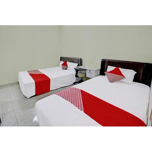 OYO Life 92312 A+ Cozy Rooms Syariah