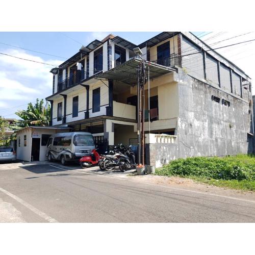 OYO Life 92622 Jatiluhur Kost Syariah