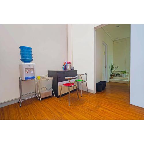 OYO Life 92720 Mekarwangi Guest House