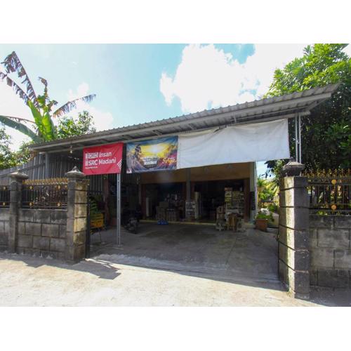 OYO Life 92829 Kos Insan Madani