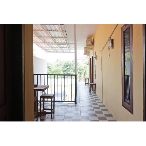 OYO Life 92925 Kost Bu Mala 2 Syariah