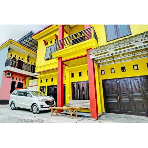 OYO Life 93036 Eddy Homestay Syariah