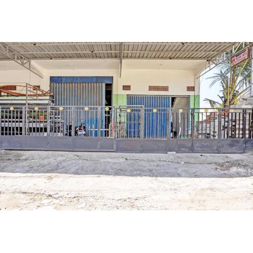 OYO Life 93037 Nova Jaya Homestay Syariah