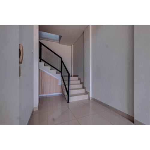 OYO Life 93289 Jelita Residence 2