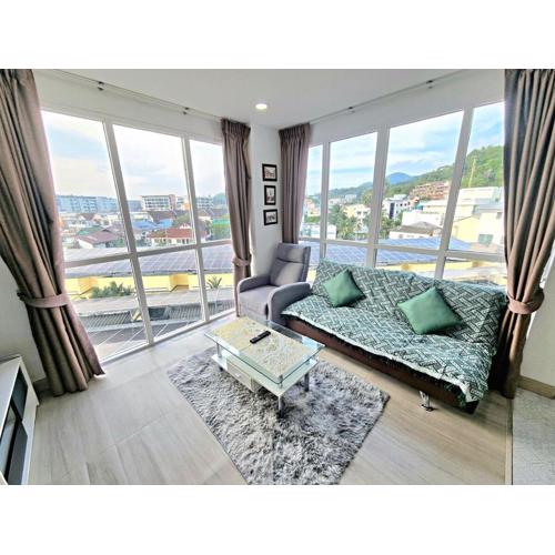 Ozone Condotel Kata Beach by Pitjira