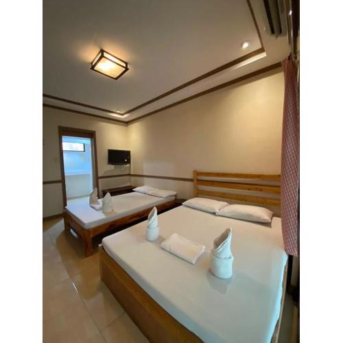 P3k suites barkada family room