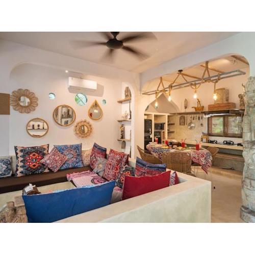 Pabuan Art, Private & Cultured