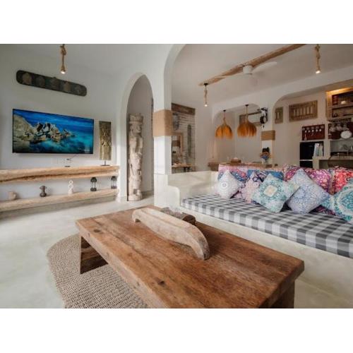 Pabuan villa, private & ethnic