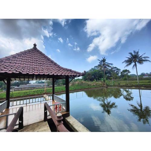 Padi Loka Villa Kuningan