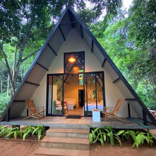 Pahiyan Huts by Luxuryexperience.