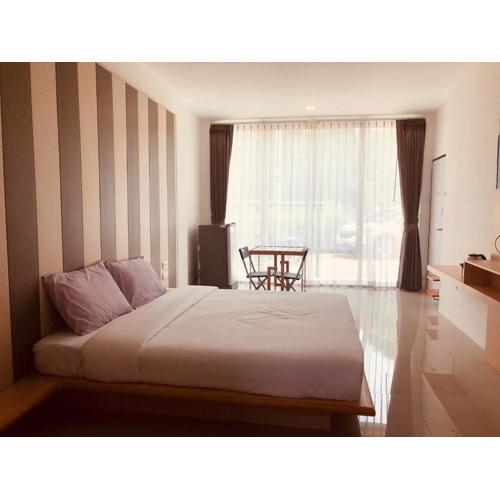 Pai Casita walking street