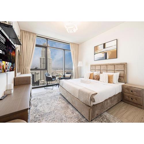 Palace Residences 2BR with Stunning Creek Views