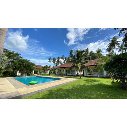 Palm Gardens Resort, Bang Saphan