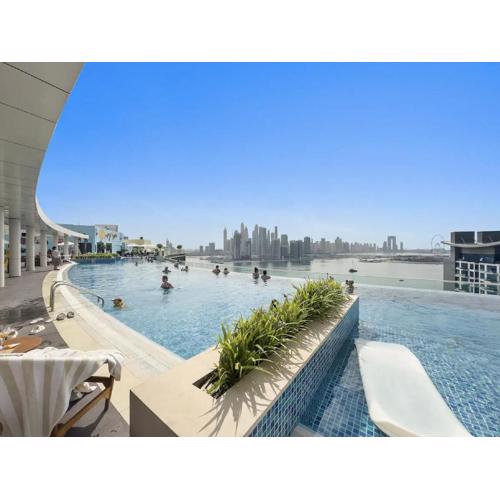 Palm Jumeirah - Luxe Infinity Pool I Direct Beach Access