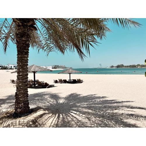 Palm Paradise Walk To Beach