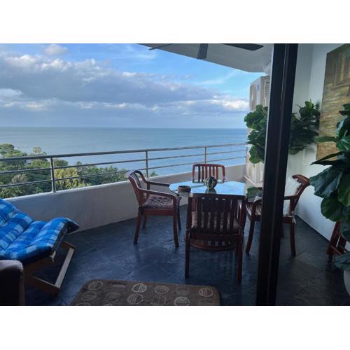 PALM PAVILION HUA HIN, APPARTEMENT 2 CHAMBRES avec TERRASSES SUR LA MER