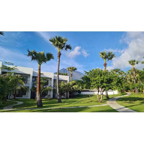 Palm Springs Bali Dive Resort