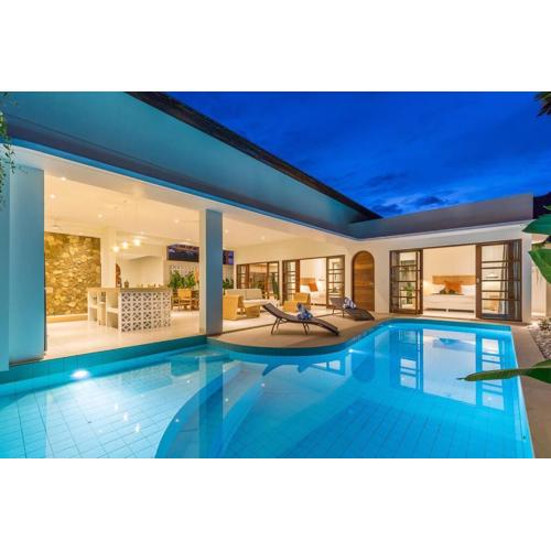 Palm Springs designer villa in Berawa, Canggu