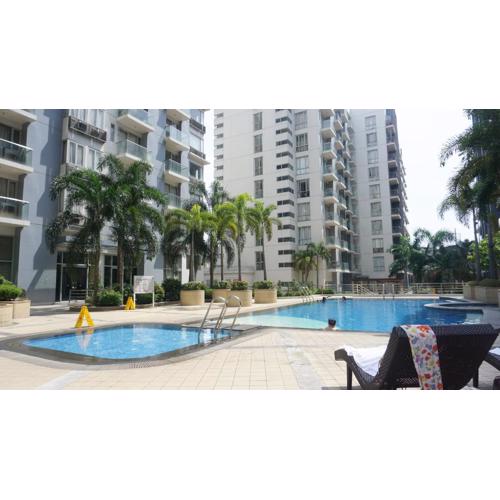 Palm Tree Condos across NAIA3 by Beth