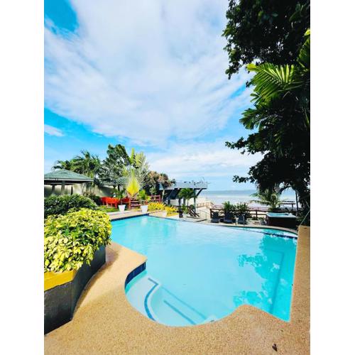 Palmbeach Resort & Spa Mactan, Cebu