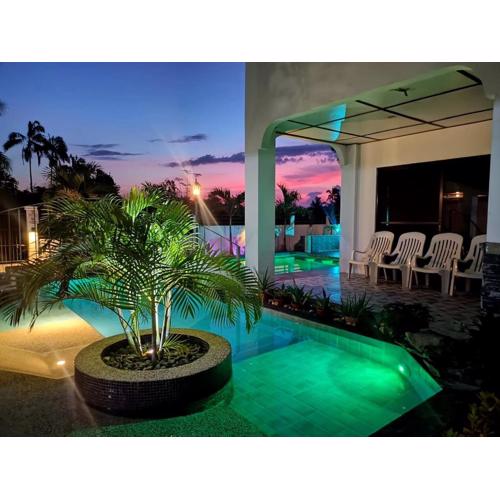 PalomaVilla Resort