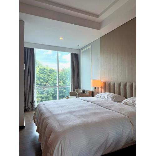 Panbil Residence Apartment with Netflix, Gym and Pool