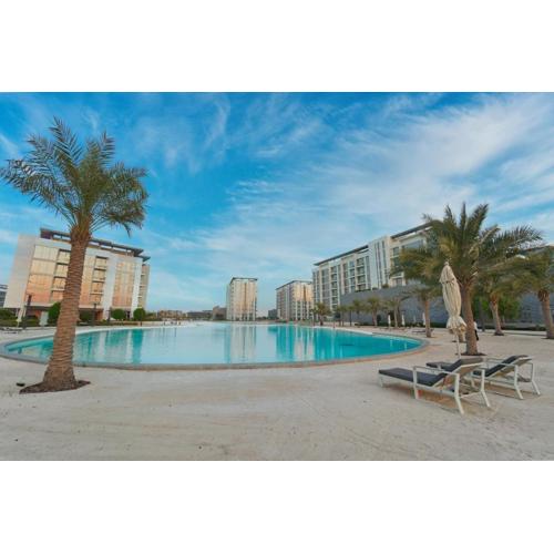 Panoramic 1br with Crystal Lagoon & Downtown View