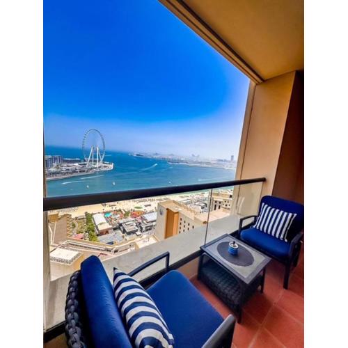Panoramic sea view, Dubai Eye, Mins to JBR beach, 8ppl