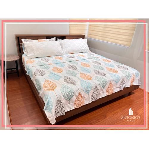 Panoramic View of City 1BR Loft Unit FREE WIFI & NETFLIX at Fort Victoria BGC