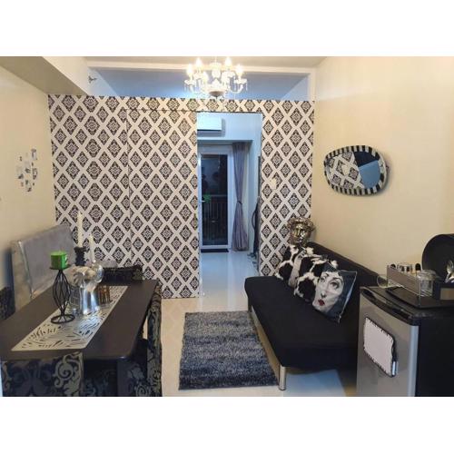 Panoramic View of Taal 1727 SMDC with wifi and free Indoor parking