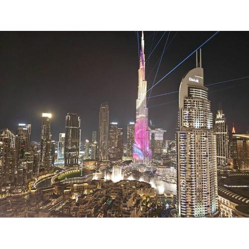 **Panoramic Views Of Burj Khalifa and Fountain**
