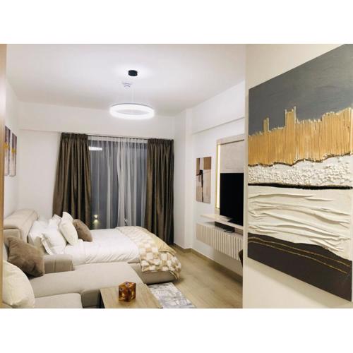 PANTHEON ELYSEE III Elite Apartment Spacious luxury stay with huge pool , modern gym and Complimentary welcome pack