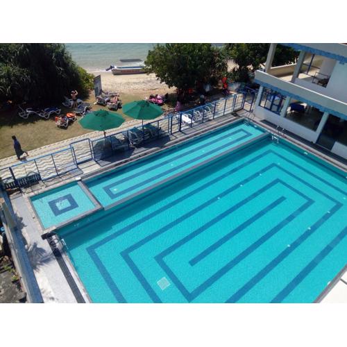 Paradise Beach Resort & Diving school