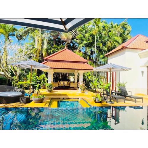 Paradise Calls: Saitaan Villa Central Laguna