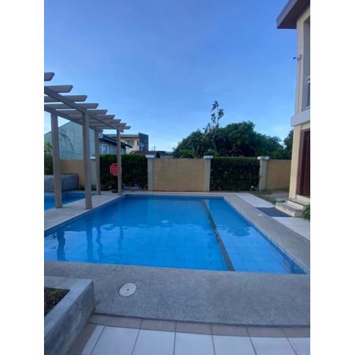 Paradise Room in Las Piñas City