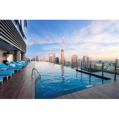 Paramount Downtown Burj Khalifa View with 64th floor Infinity pool
