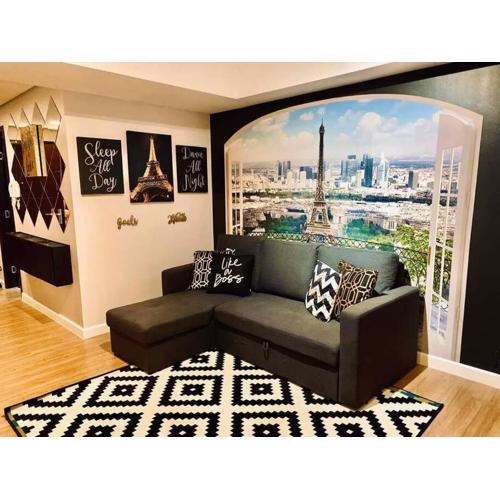 Paris Themed Condo in BGC (by The Fort Strip)