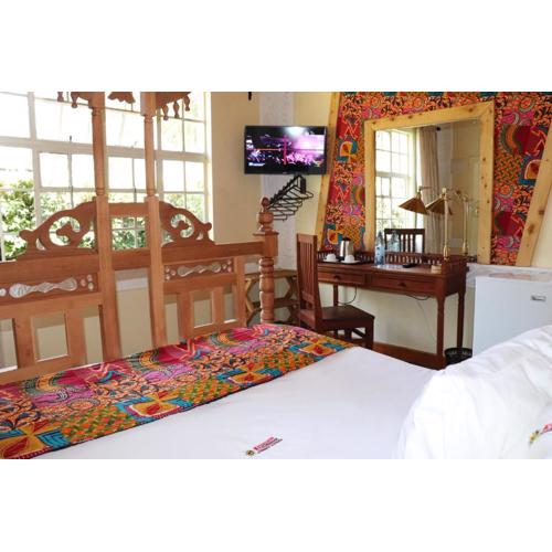 Parklands Shade Hotel